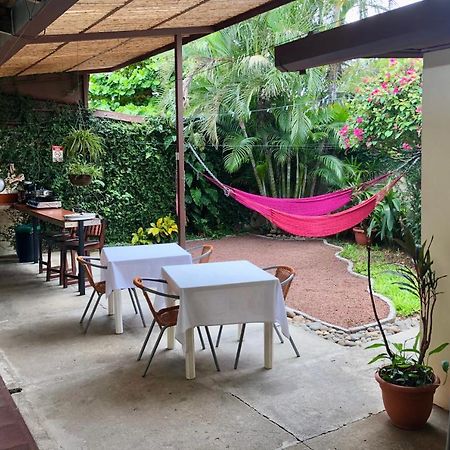 Hostel Dodero ลิเบเรีย ภายนอก รูปภาพ