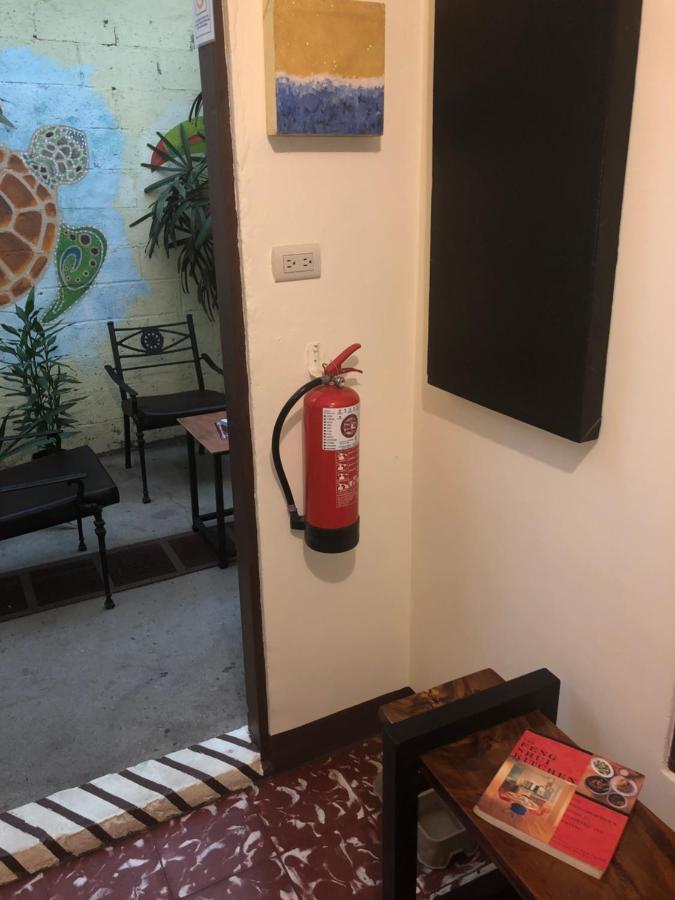 Hostel Dodero ลิเบเรีย ภายนอก รูปภาพ