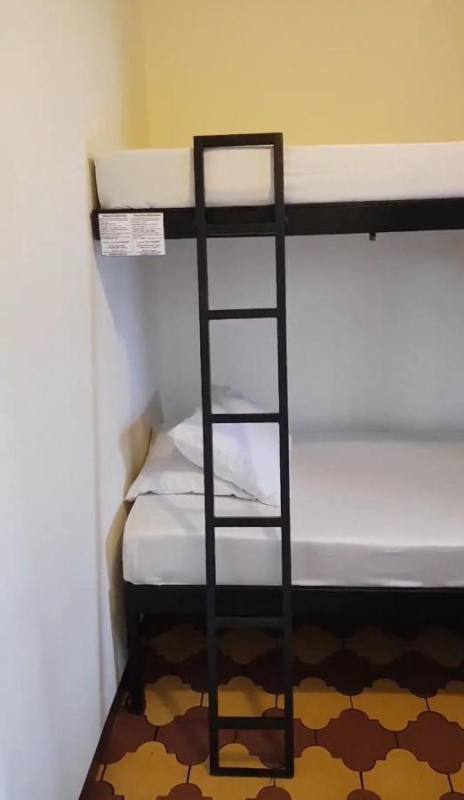 Hostel Dodero ลิเบเรีย ภายนอก รูปภาพ