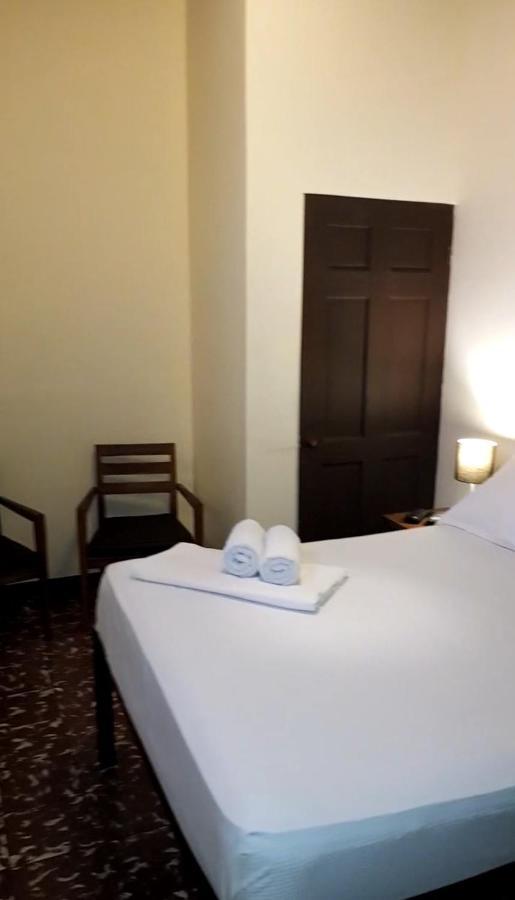 Hostel Dodero ลิเบเรีย ภายนอก รูปภาพ
