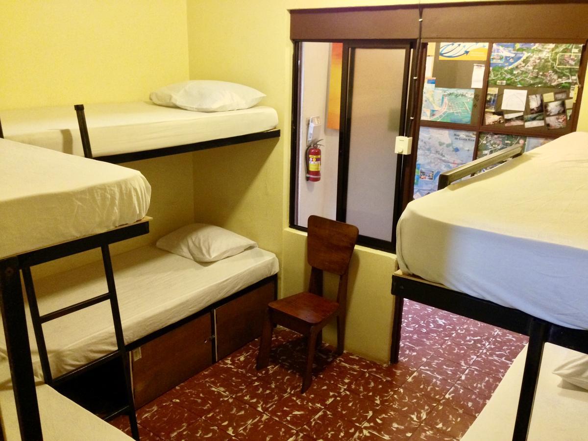 Hostel Dodero ลิเบเรีย ภายนอก รูปภาพ